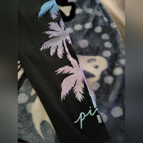 Vs pink shine palm tree cotton leggings, size xl. NWT. - Picture 8 of 12